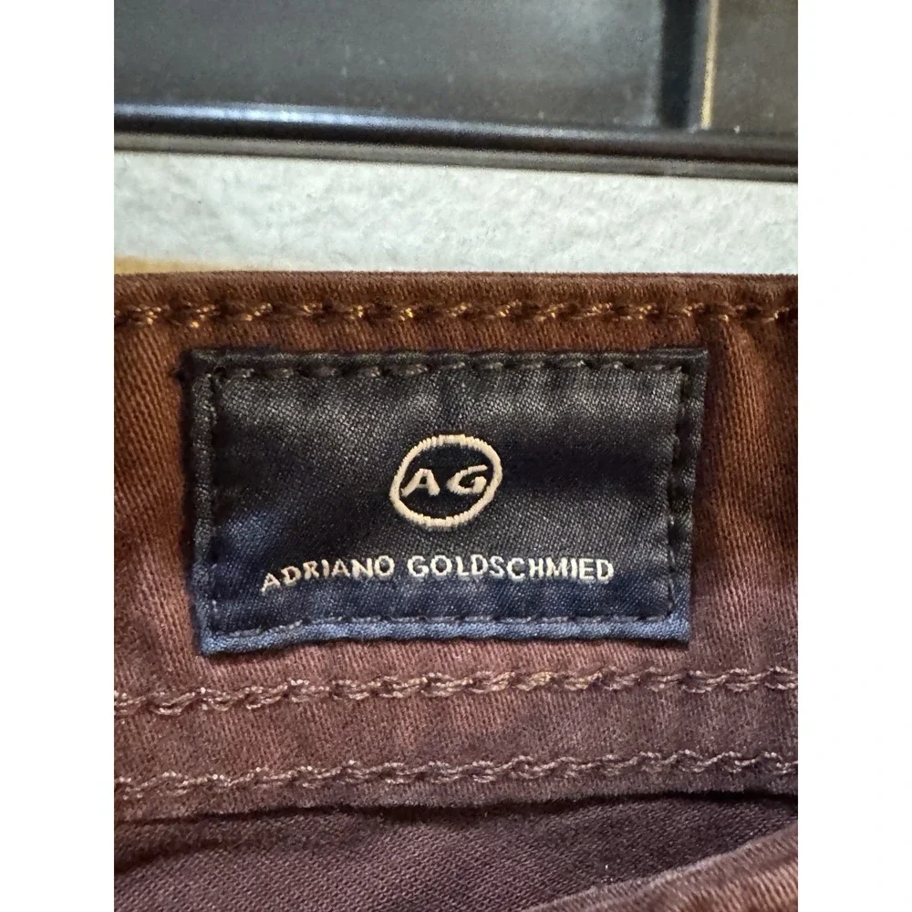NWT AG Jeans Men The Ives Modern Athletic Straight Leg Size 33 By 32 Burgundy